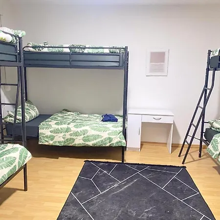 Apartament Monteurzimmer In
